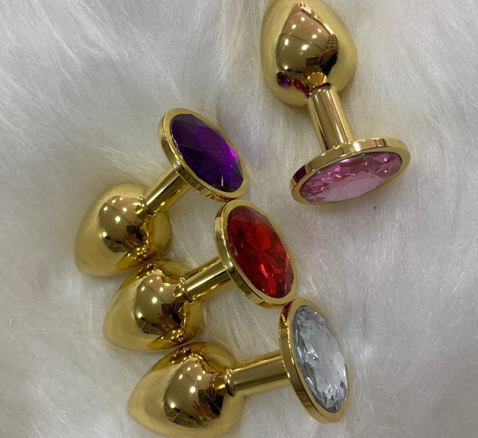 Plug Anal Metal P dourado a